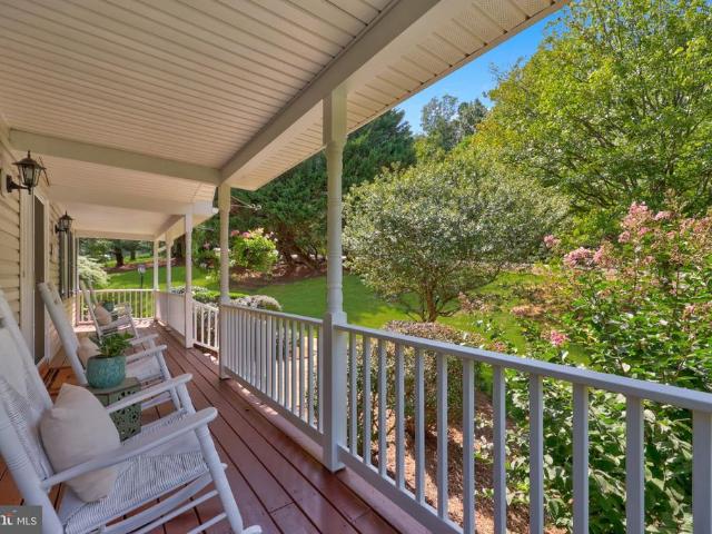7067 Kelly Road