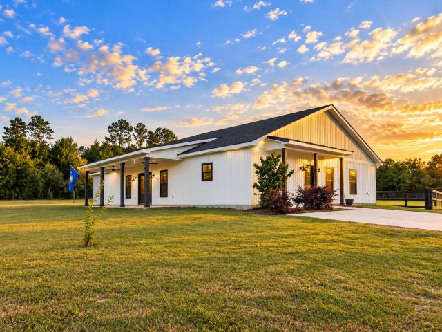 7068 Cameron Road