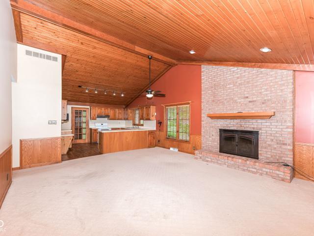 7062 W Christian Drive