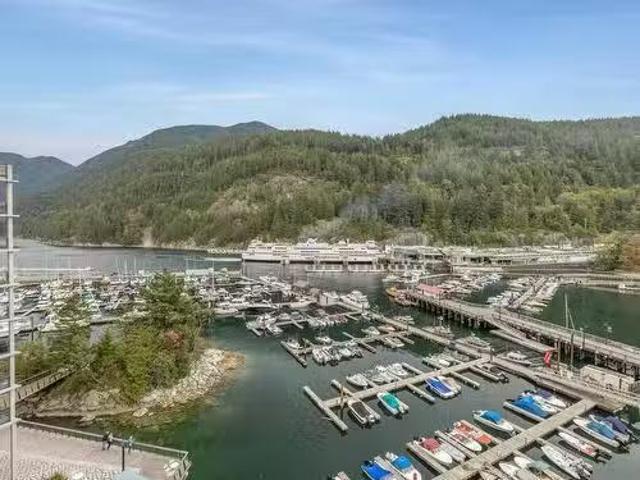 706 6707 Nelson Avenue, West Vancouver, BC, V7W 0A4 Single F.