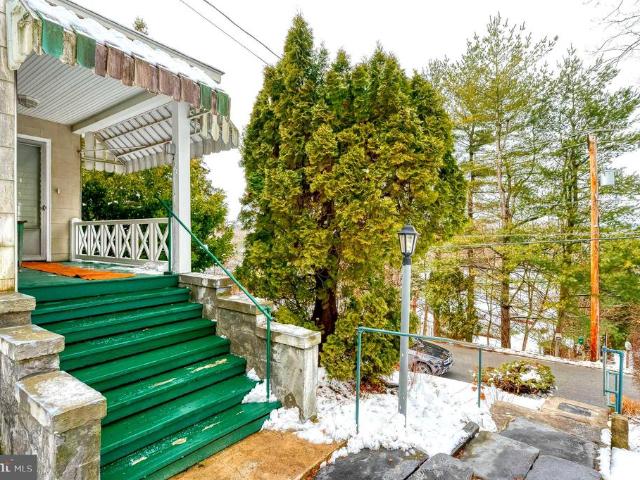 706 Chestnut Street