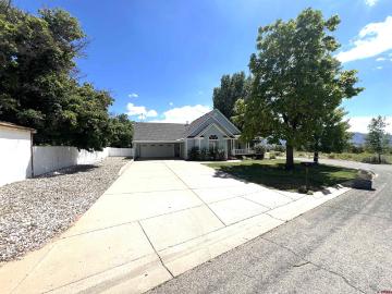 706 Apple Dr, Cortez, CO 81321 | MLS #828058