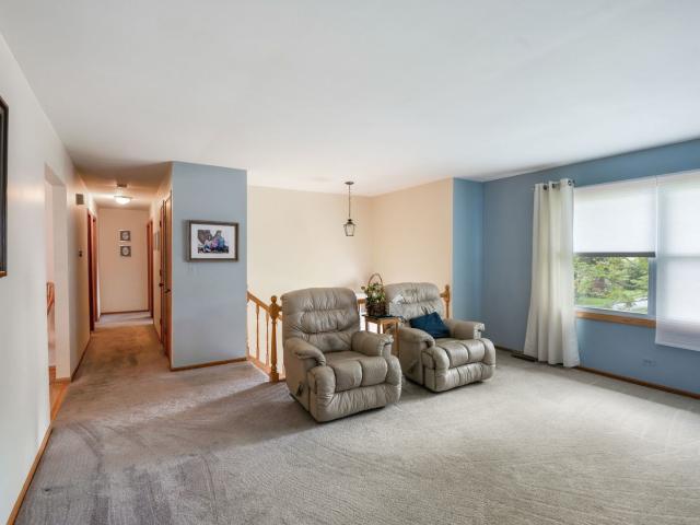 706 Greenbriar Lane