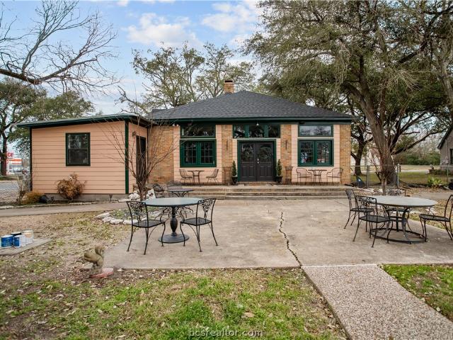 706 E Main Street
