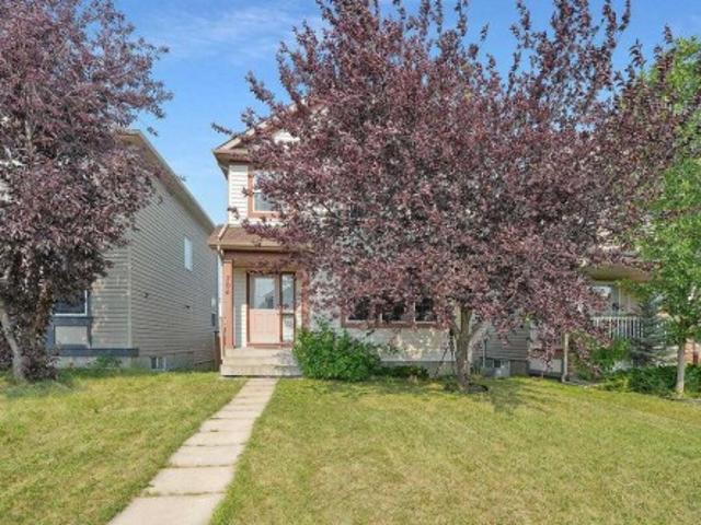 706 Everridge Drive Sw, Calgary, AB, T2Y 4W5 house for sale | Listing ID A2334 | Royal LePage