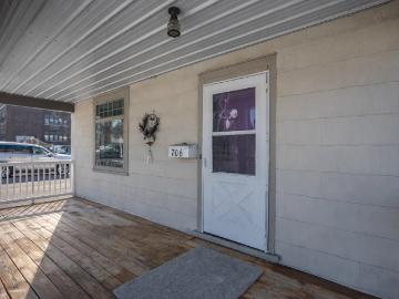 706 Fair St, Mineral Point, WI 53565 | MLS #2018