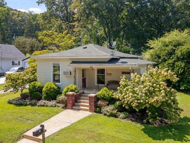 706 Holly Ave, South Pittsburg, TN 37380