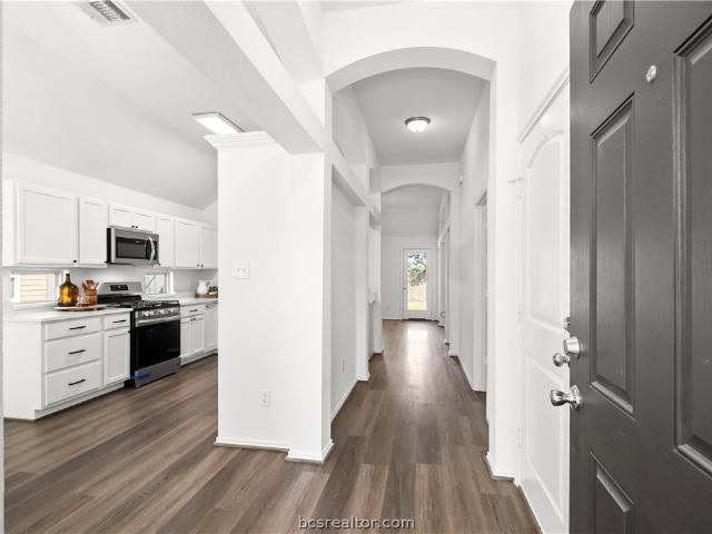 706 Heritage Drive