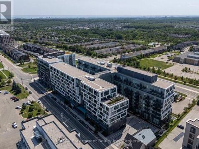 707 2 Old Bronte Road, Oakville Wm Westmount, ON, L6M 4J2 condo for sale | Listing ID W13837 | Royal LePage