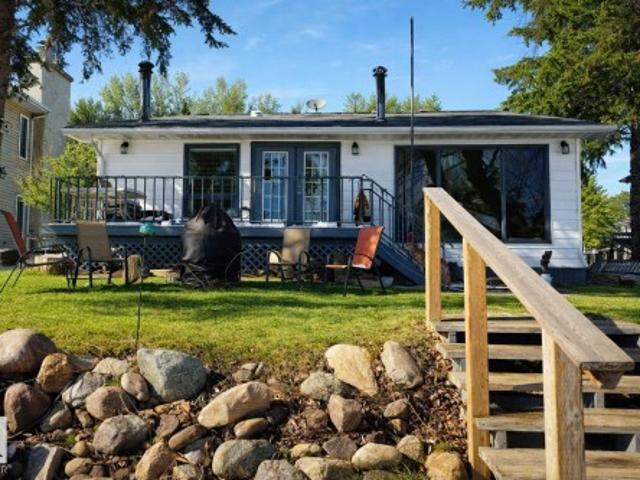 707 7 Street, Rural Lac Ste. Anne County, AB, T0E 1V0 house for sale | Listing ID E4480 | Royal LePage