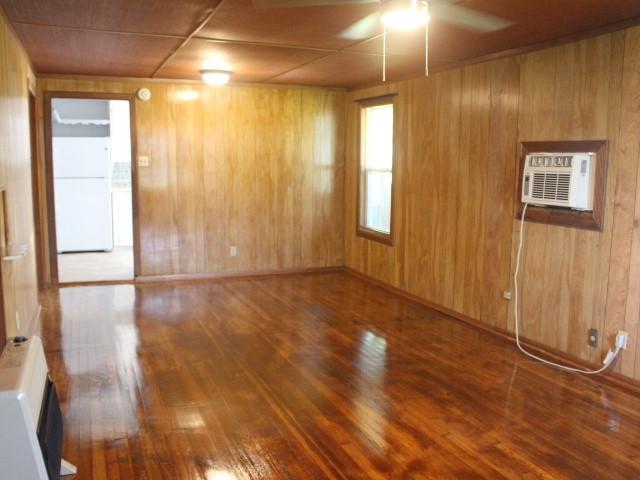 707 Alice St, Sweeny, TX 77480 | MLS #85594