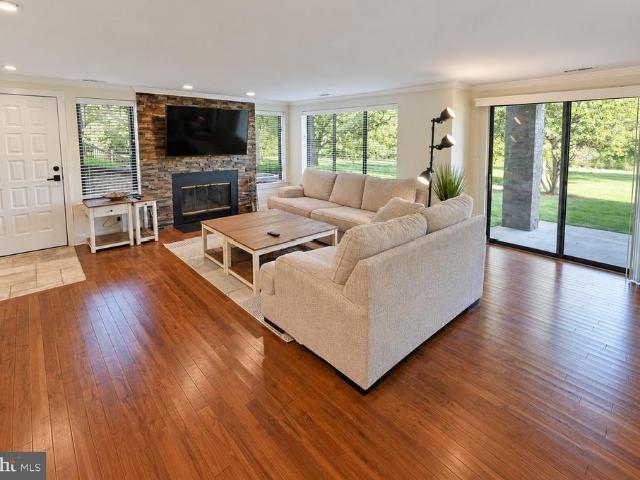 707 Augusta Circle