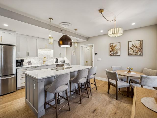 707 Georgia Ave # 302