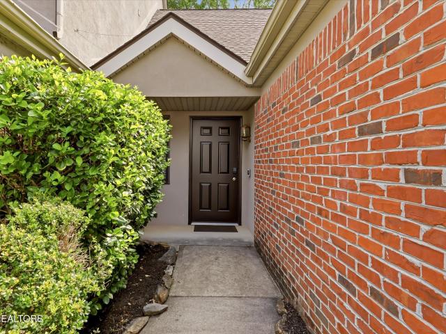 707 Farragut Commons Drive