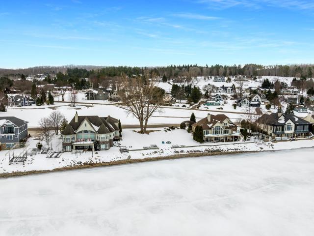 707 Lake Park Drive