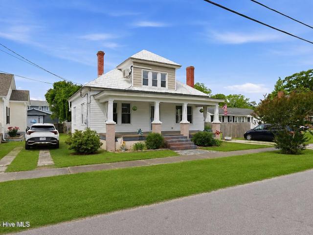 707 N B Street