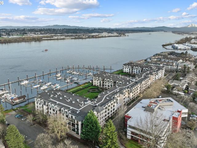 707 N Hayden Island Dr, Unit 215, Portland, OR 97217 | MLS #154175