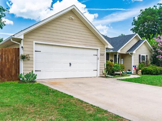 707 N Main St, Farmersville, TX 75442 | MLS #21168