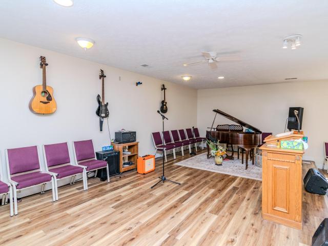 707 Pine Woods Road