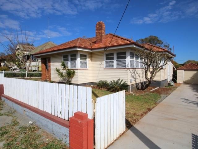 707 Ruthven Street, South Toowoomba QLD 4350 House For Rent | Domain