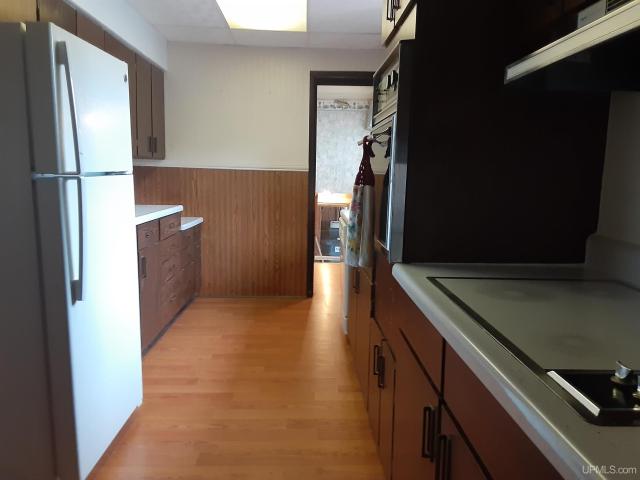 707 Van Buskirk Road