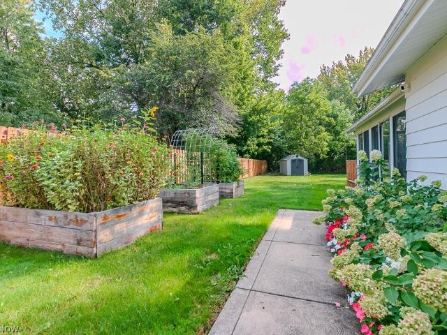 7085 Hoover Drive