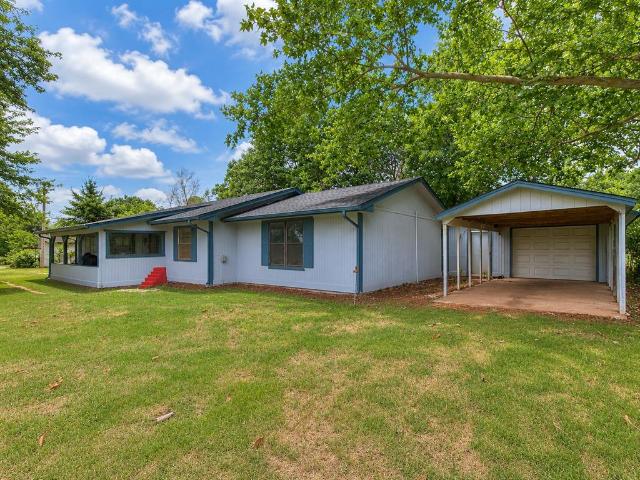 7085 Ponderosa Lane