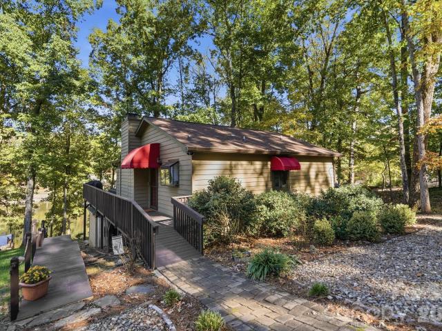 7087 Cove Creek Drive