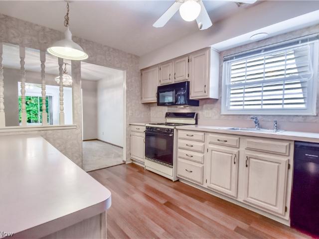 7080 Cross Creek Drive