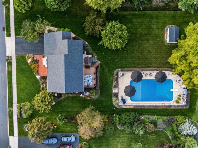 7080 Periwinkle Drive