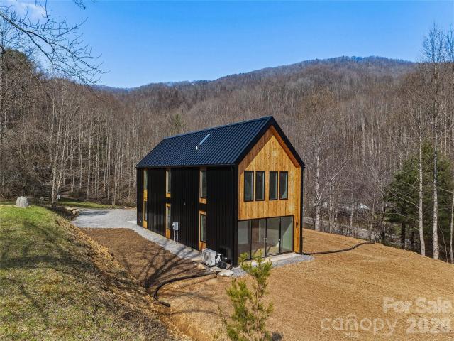 708 & 710 Kendal Drive