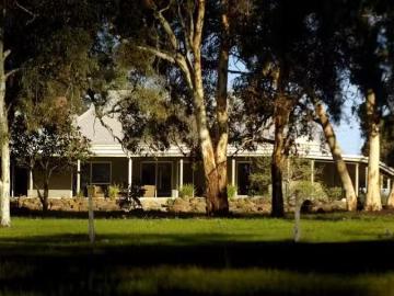 708 Chittering Road, Bullsbrook, WA 6084