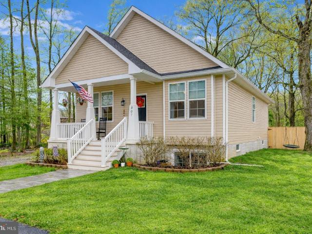 708 Hyde Park Rd, Essex, MD 21221 | MLS #MDBC2154