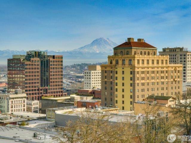 708 Market Street # 705