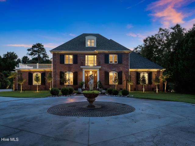708 Planters Row