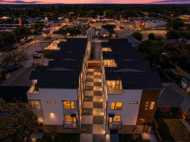 708 W 10th Street # 104