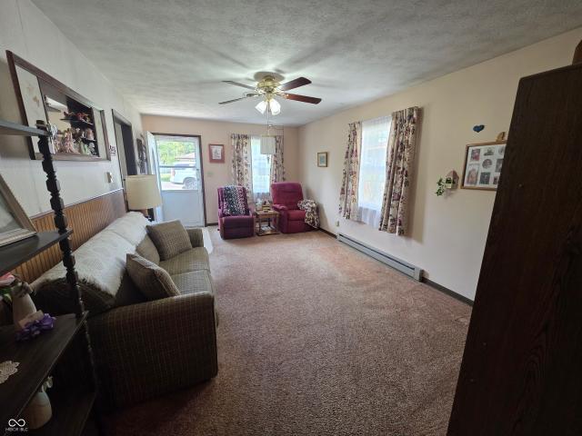 708 W Walnut Street