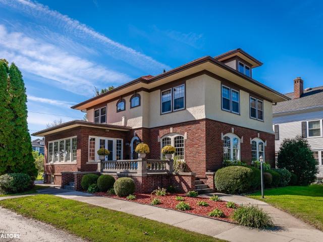 708 W Main