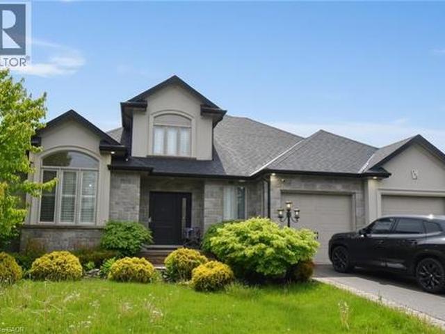 708 Winston Road, Grimsby, ON, L3M 4E8 house for sale | Listing ID 40835 | Royal LePage