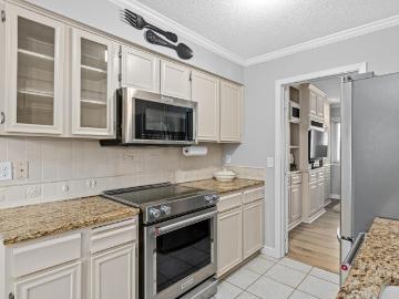 7093 th St W, Apple Valley, MN 55124 | MLS #7086