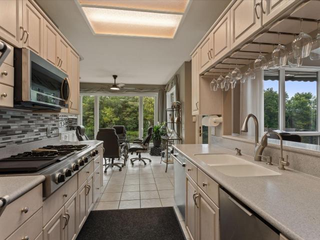709 Bittersweet Cove Drive