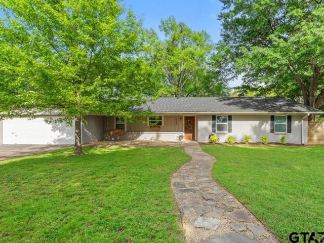 709 Georgia St, Lindale, TX 75771