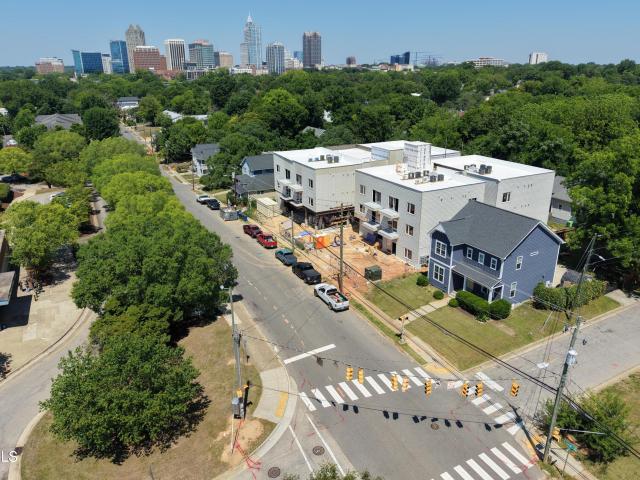 709 E Lenoir Street 304