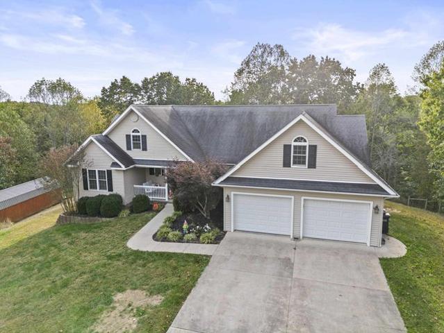 709 Hammer Mill Rd, Greenup, KY 41144