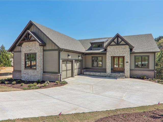 709 Hemlock Court