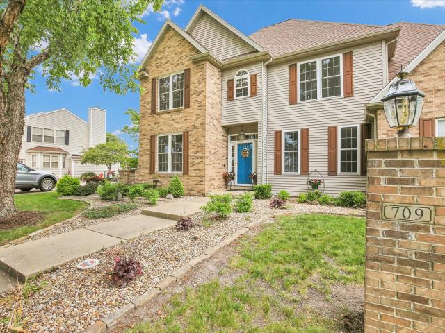 709 Lakeshore Drive