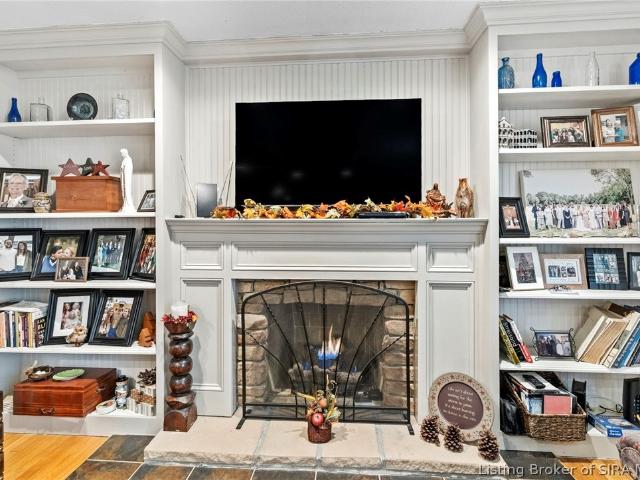 709 Montclair Street