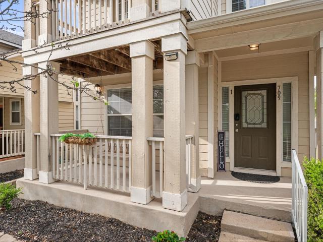 709 N Cascades Ave # 1