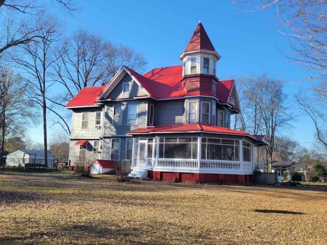 709 N Morrill Street