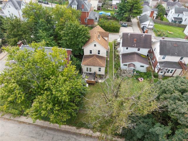 709 Short St
